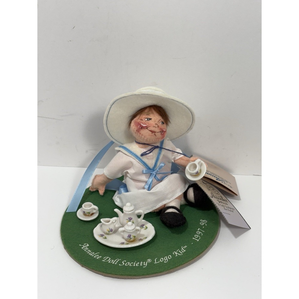 1997 1998 Annalee Doll Society Logo Kid With Tags And Pin Tea Time Sailor Suit